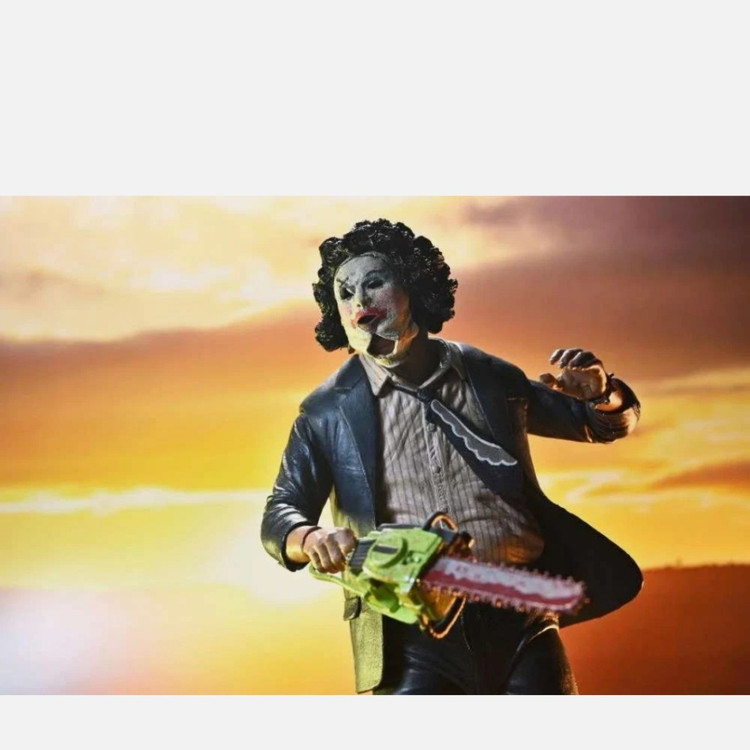 اکشن فیگور اورجینال لدرفیس صورت چرمی (( Leatherface ( (Chainsaw Texas - ارتفاع 18cm برند نکا Neca