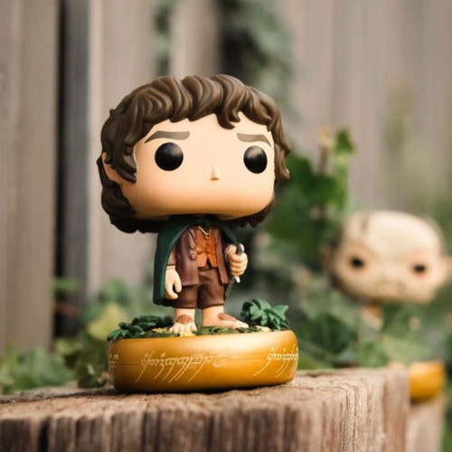 فیگور اورجینال فانکوپاپ شبتاب فردو بگینز ارباب حلقه ها رد کد 1832 | - Frodo Baggins The Lord of The Rings Funko pop
