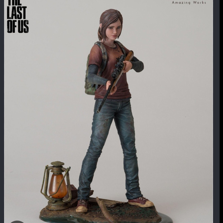 فیگور الی بازی لست آف آس 19 سانتی جعبه دار ساخت چین ellie last of us
