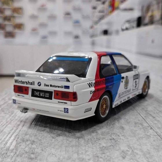 ماکت ماشین فلزی عقب کش بی ام وM3 تیونینگ موزیکال و چراغدار مقیاس 1/24 کد CZA 226