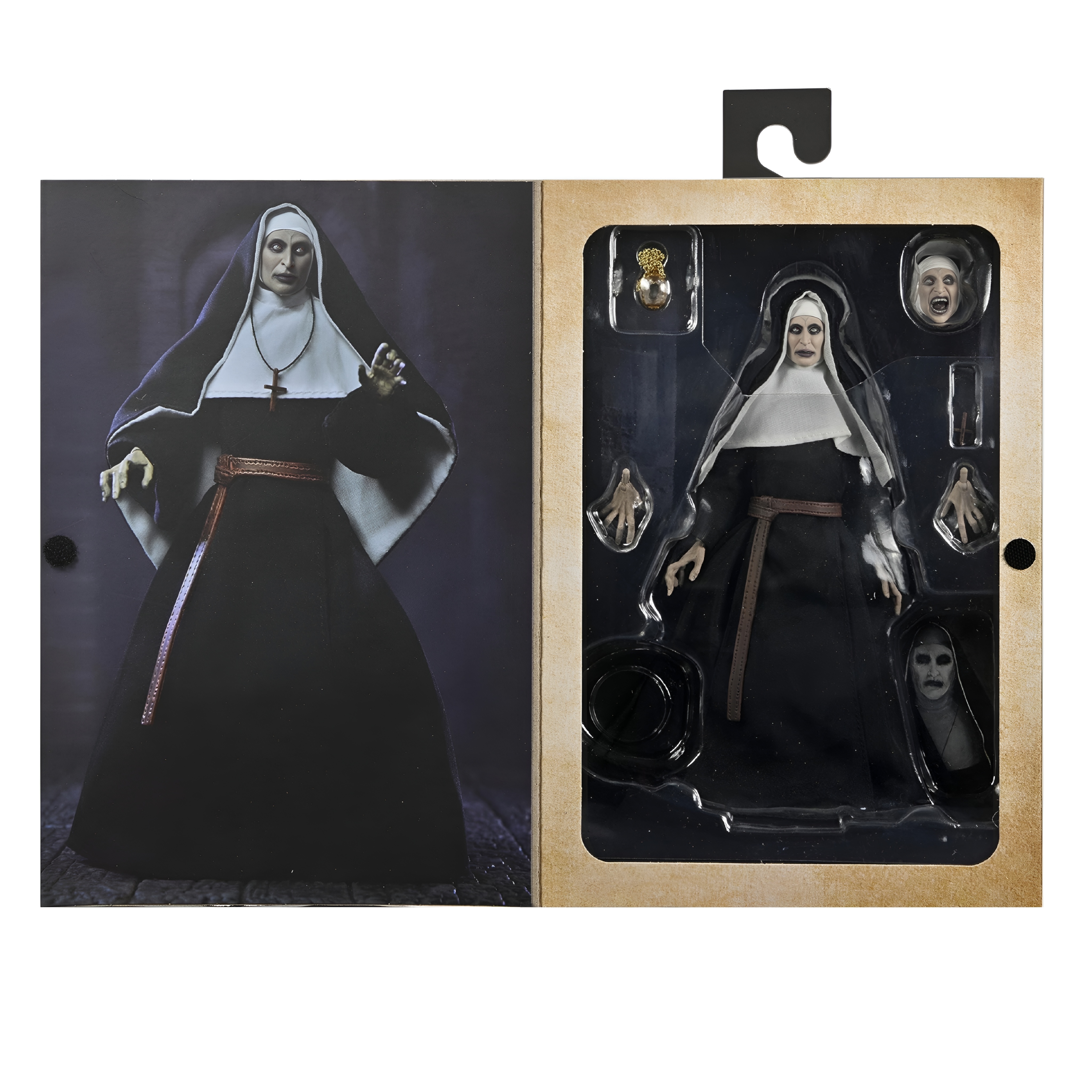 اکشن فیگور the nun ارتفاع ۱۸ سانت