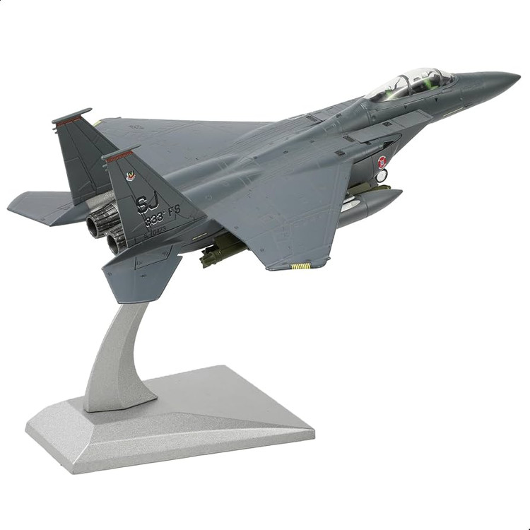 ماکت هواپیما (strike eagle)Su 35 جعبهدار و فلزی اسکیل ۱/۱۰۰