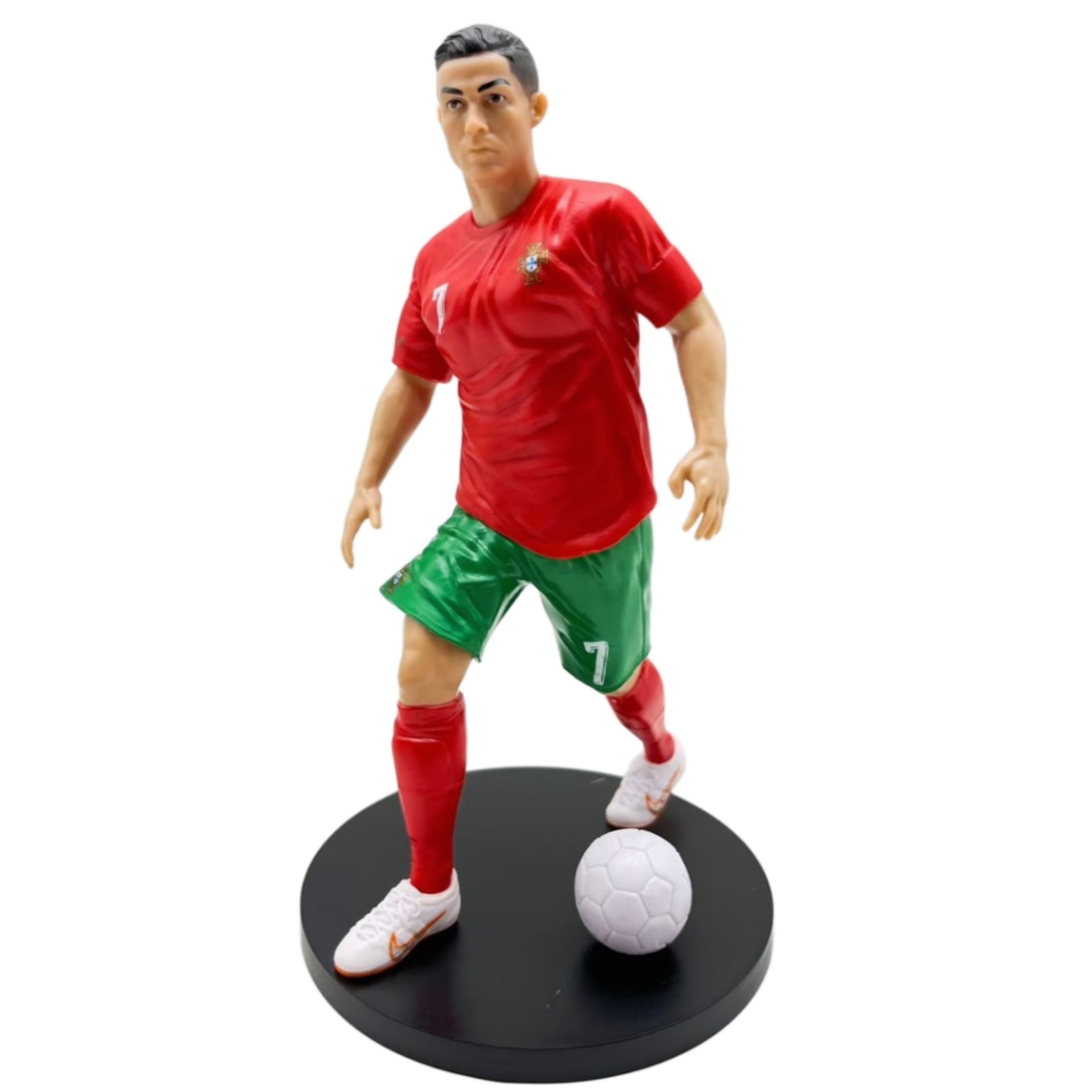 فیگور رونالدو با لباس پرتغال و پایه نگهدارنده و توپ ارتفاع 18 cm کد 3811