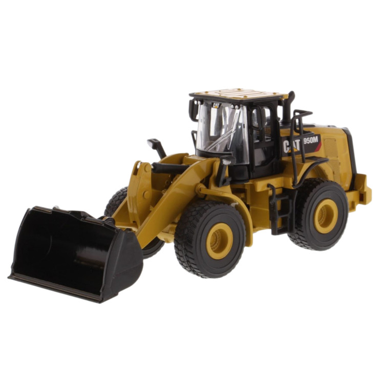 ماکت لودر چرخدار 950M اورجینال و فلزی برند cat مقیاس ۱:۶۴ کد ۸۴۶۴۶CS