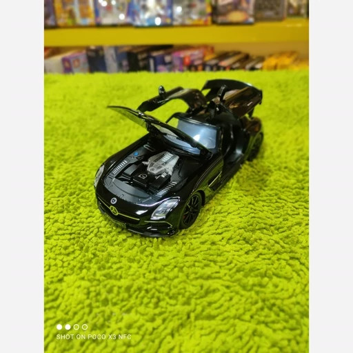 ماکت ماشین عقب کش فلزی بنز جی تی AMG مقیاس ۱/۲۴ کد B 2451