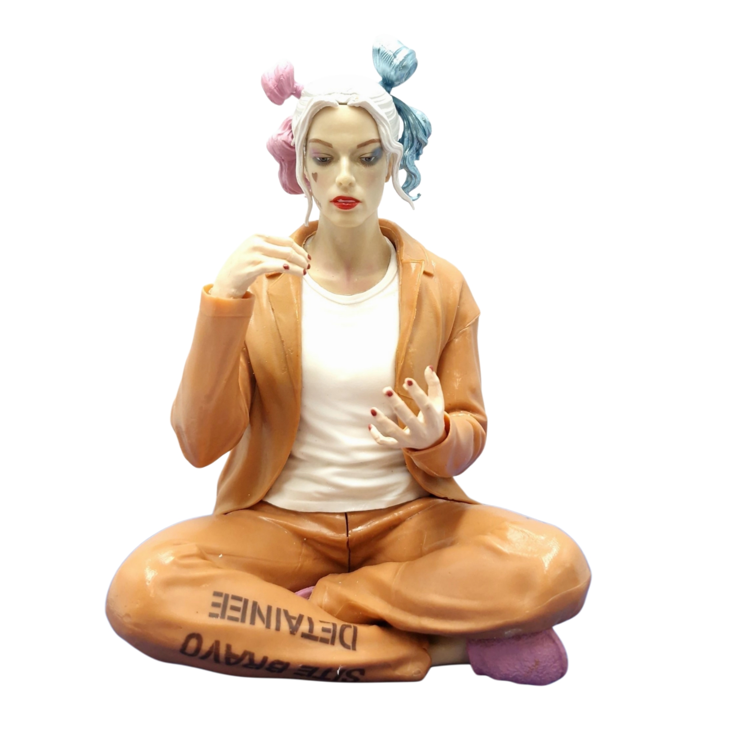 فیگور کلکسیونی هارلی کوئین (Harley Quinn - Detainee Version) ارتفاع ۱۵ سانتی‌متر